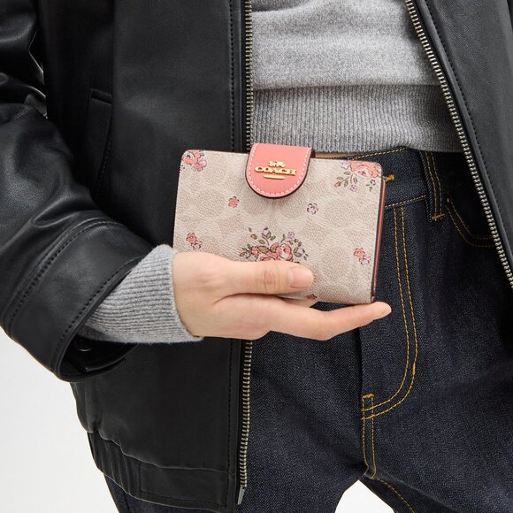 Coach Medium Corner Zip Wallet In Signature Canvas With Floral Print - Picture 4 of 4